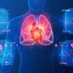 Digitale medizinische Illustration von Herz und Lunge mit EKG-Kurven und Sensoranzeigen, die zeigen, wie moderne Technologien die Herzratenvariabilität messen und in Echtzeit auswerten können.